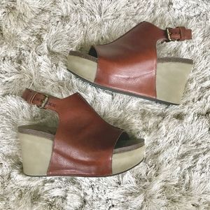OTBT Jaunt Wedges
